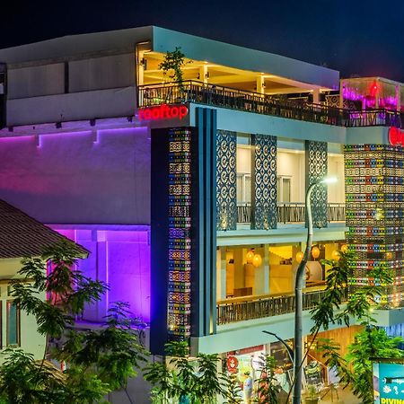 Dejavu 2.0 Hotel Bajo Komodo Labuan Bajo Exterior photo